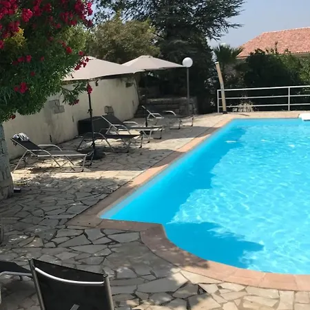 Nouveau ! Avec Piscine - Sainte-marie-siche *